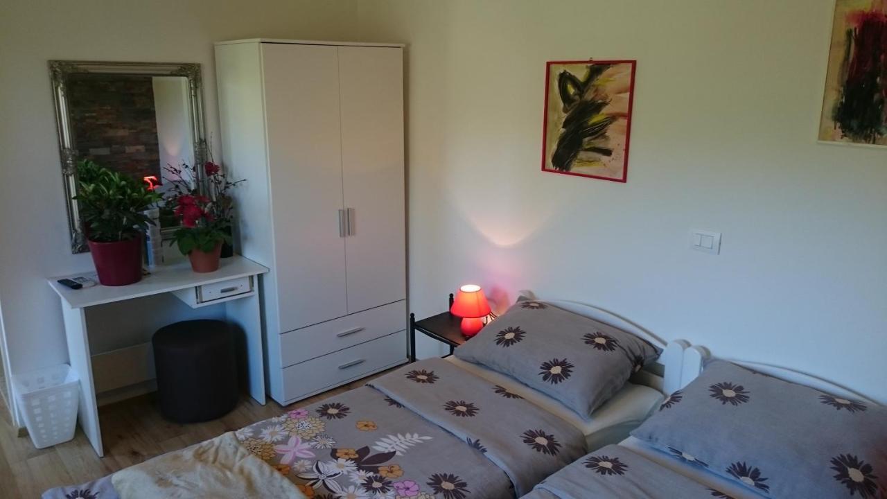 Guest House Korado Ровинь Экстерьер фото